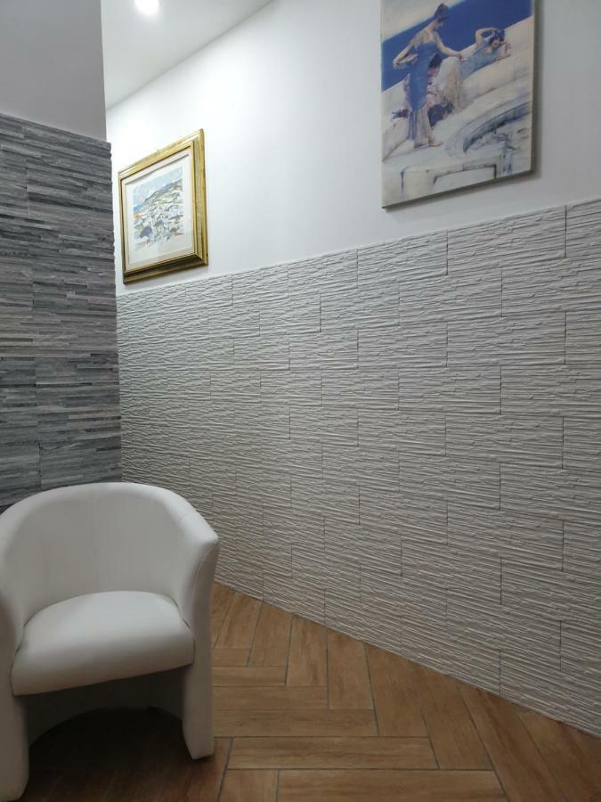 Bed and Breakfast Cuscino E Cornetto Salerno Exterior foto