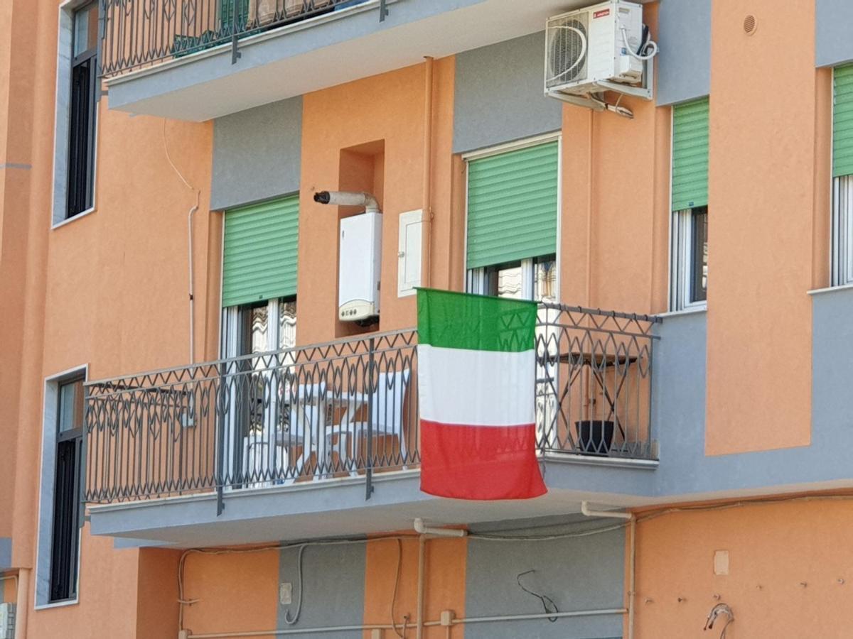 Bed and Breakfast Cuscino E Cornetto Salerno Exterior foto